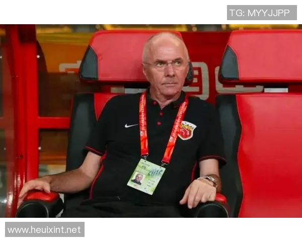 足球巨星意外离世震惊全球球迷哀悼传奇人生的终结