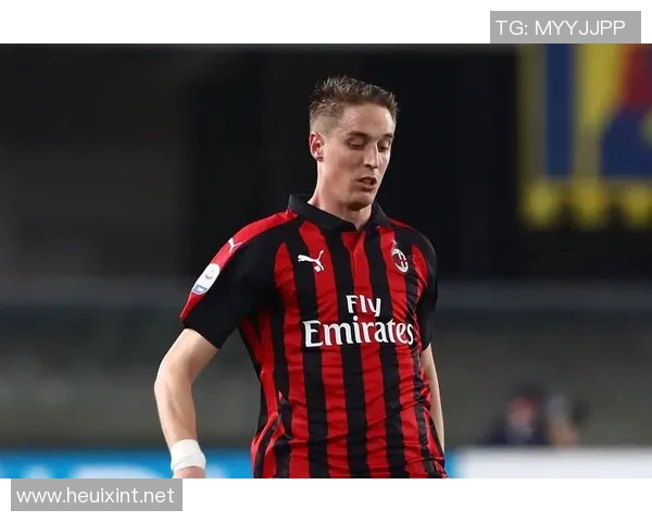 坎塞洛：从边缘球员到足坛明星的华丽转身与职业生涯回顾